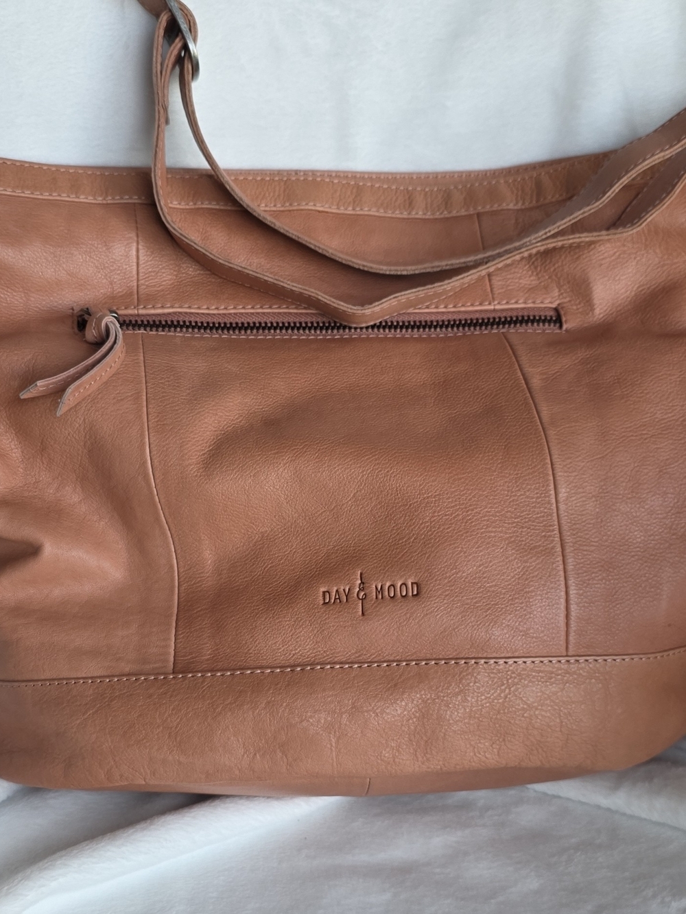 Day & Mood Hobo Bag Tan Leather Tote Bag